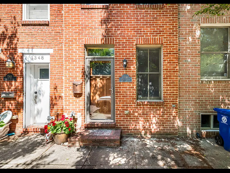 1346 Towson St — Photo 2