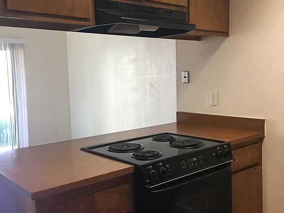 5th image of 8850 N Winding Way