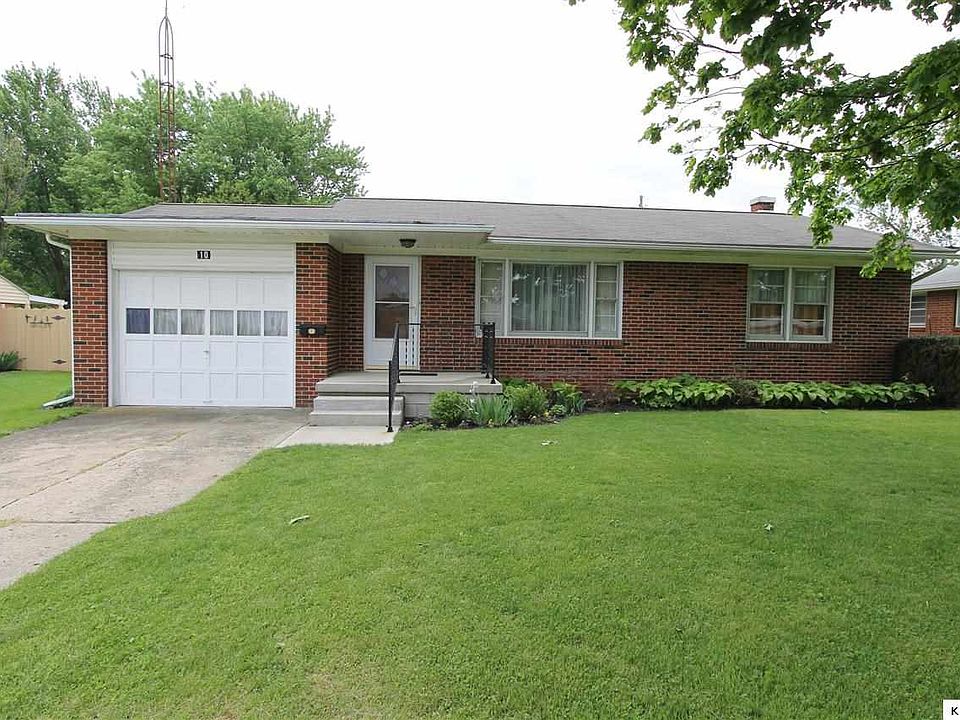 1st image of 10 Dixie Dr
