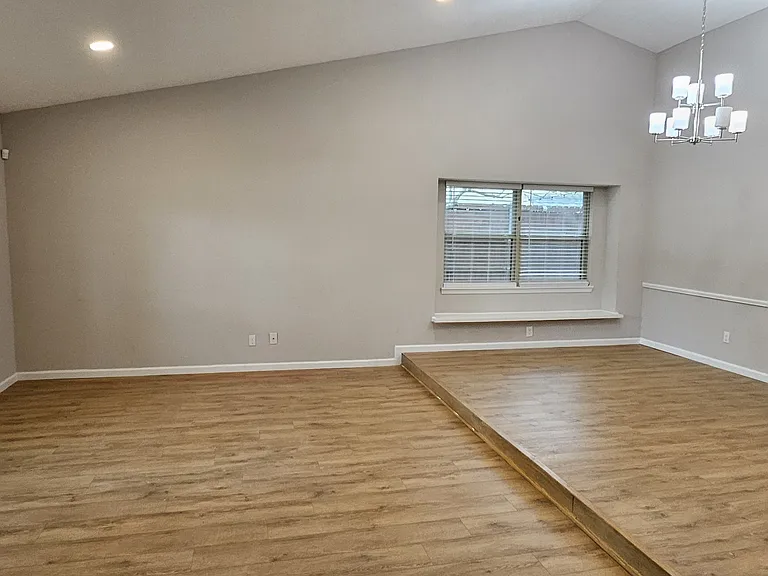 1344 Heidi Dr — Photo 9