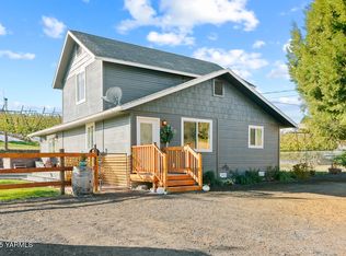 730 Baker Rd, Selah, WA 98942