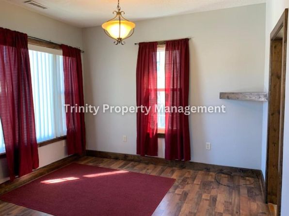 312 1/2 Hedge St, Clarksburg, WV 26301