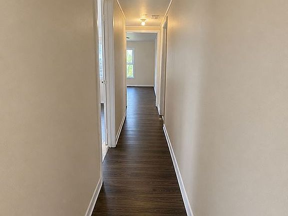 4th image of 407 N Midler Ave