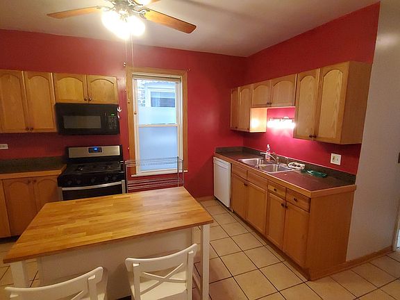4th image of 2126 W Homer St #Hse
