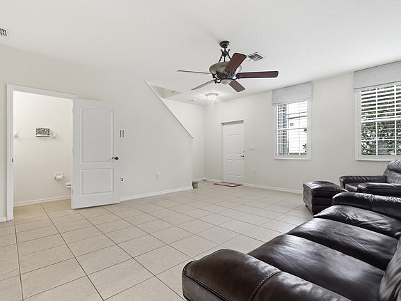 3rd image of 2136 SE Eatonville Drive