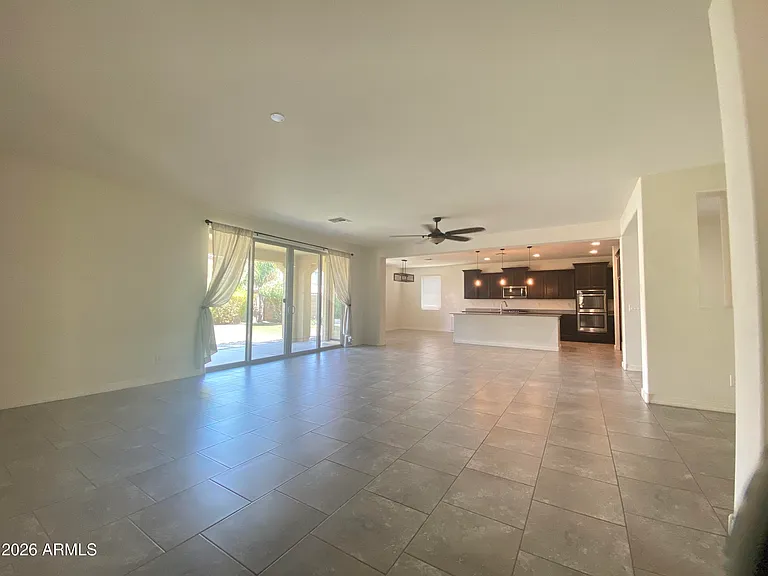 22868 E Desert Hills Dr — Photo 10