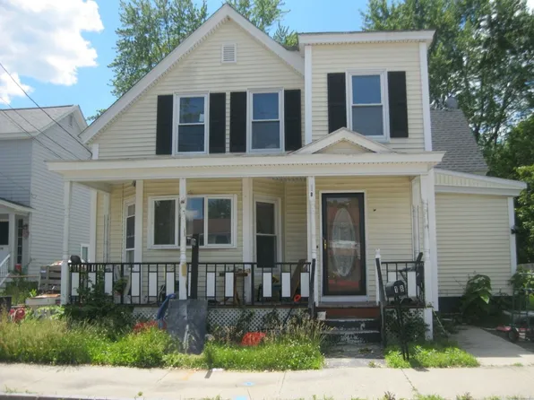 1 Balcom St, Nashua, NH 03060