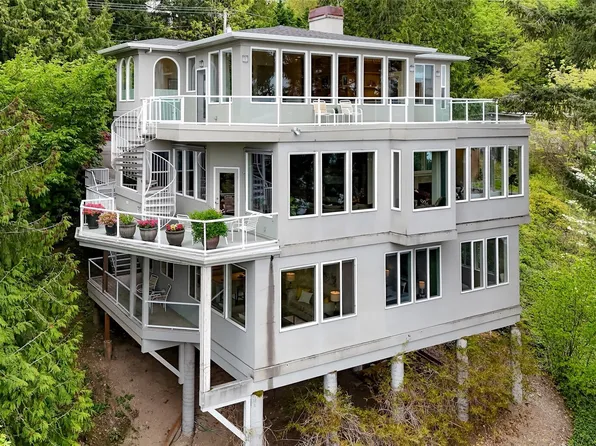 1120 W Lake Sammamish Parkway SE, Bellevue, WA 98008