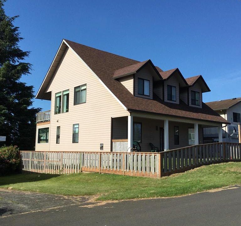 1st image of 1765 NE 19th St