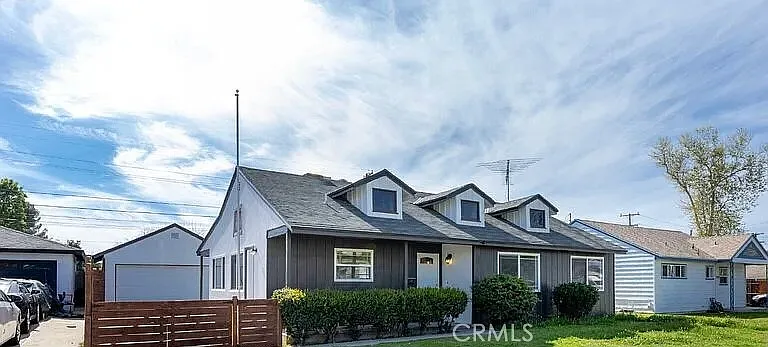 3900 San Mateo Ave — Photo 2