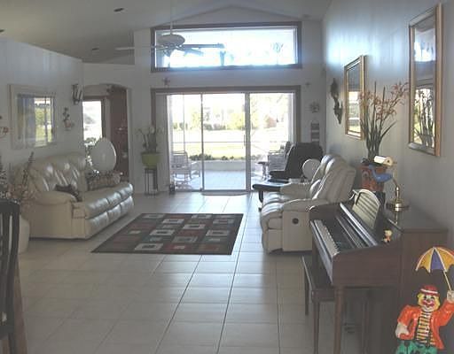 5th image of 7625 Caprio Dr