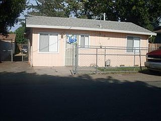 5th image of 1444 N East St