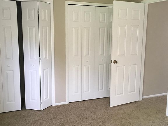 4th image of 604 Casa Park Ct #L