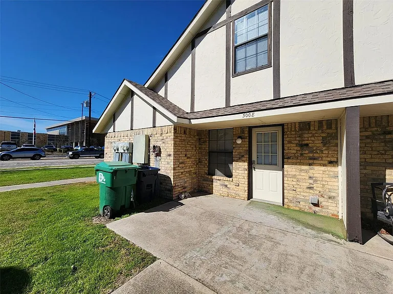 3008 N Bell Ave — Photo 17