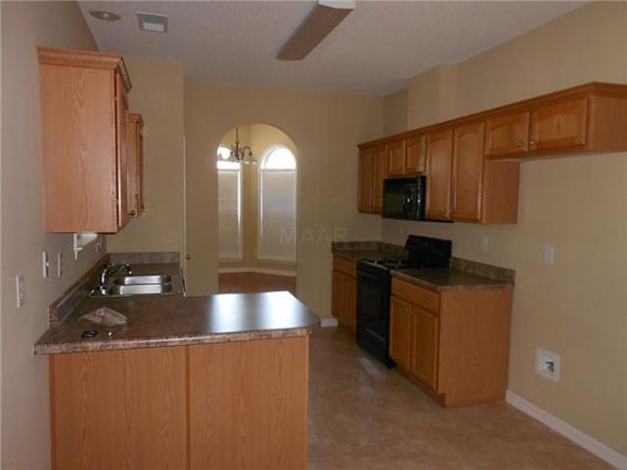 4th image of 9059 Gracie Ln