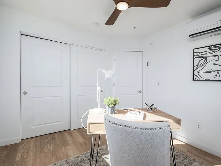 307 Pine St — Photo 12