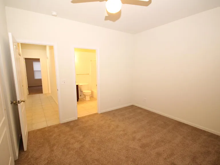 1515 Hutton Way #B1 — Photo 7