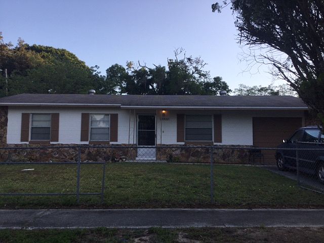 1st image of 37532 Oakview Cir