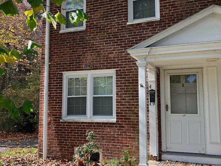 18 Bridge St #4B — Photo 2