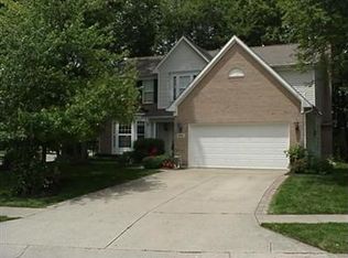 921 Carriage Ln, Miamisburg, OH 45342