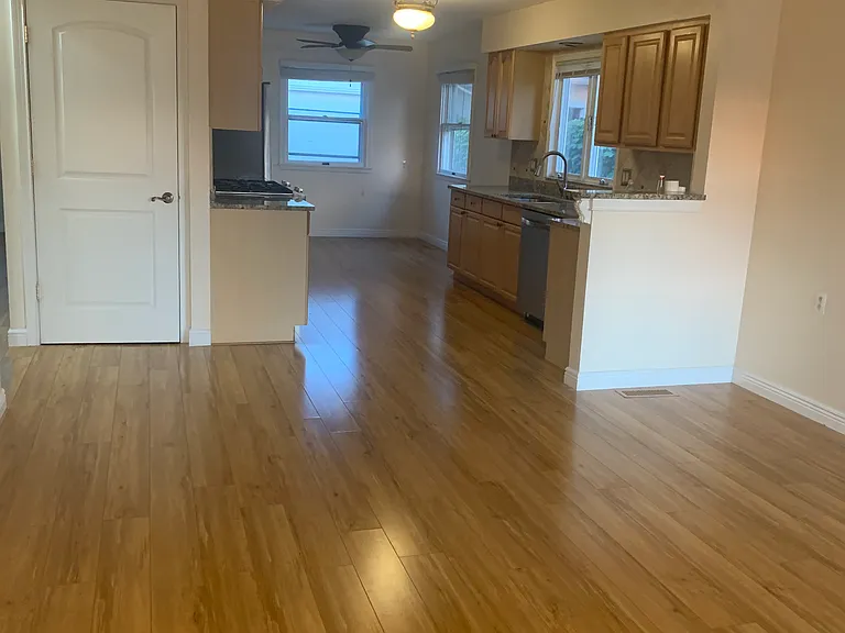 5625 Putnam Dr — Photo 3