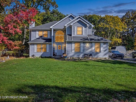 2nd image of 4608 Pine Ridge Dr W