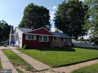 1104 Laurel Rd, Edgewater Park, NJ 08010