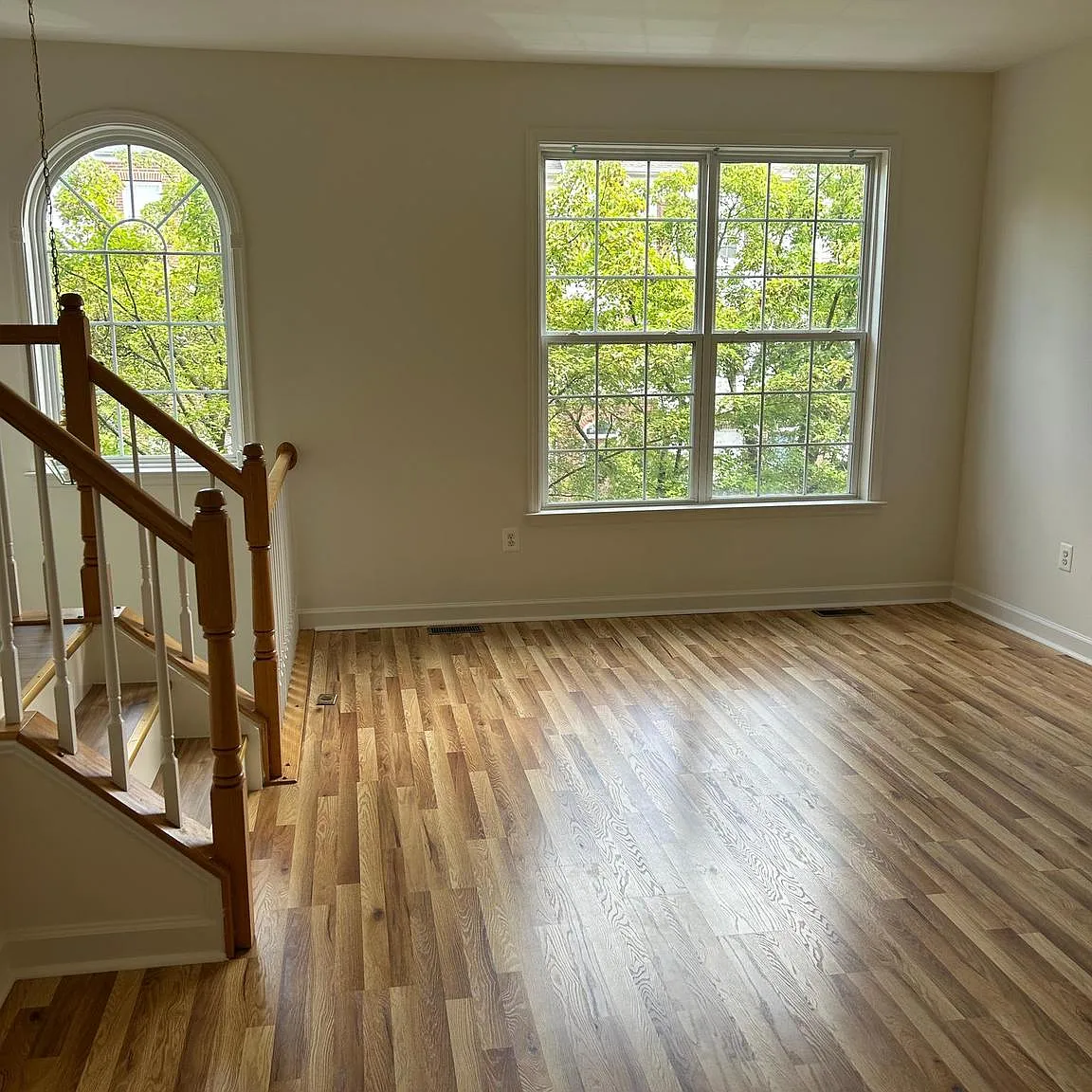 3 bed, 3.5 bath, 2016 sqft, $2,995 — Photo 3