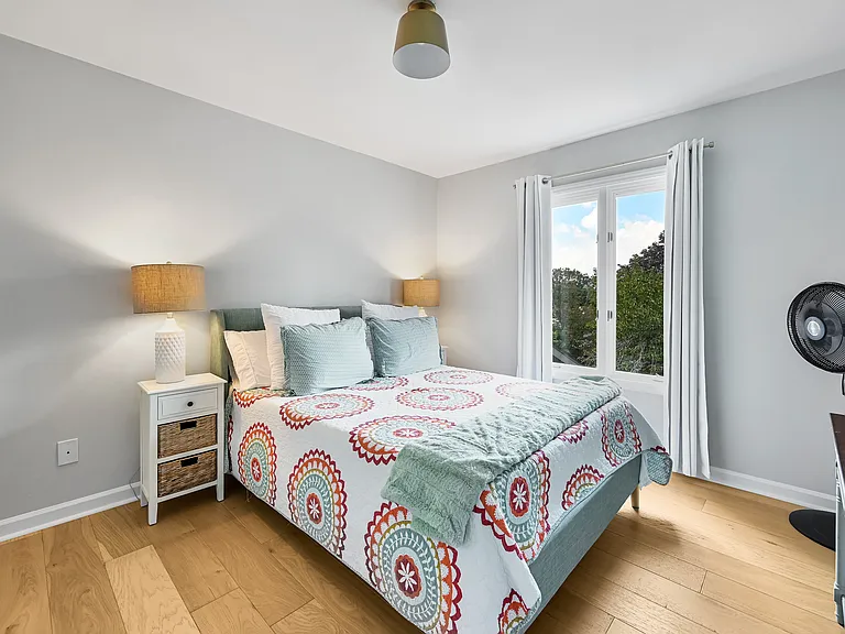 2nd floor bedroom