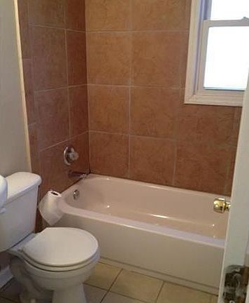 4th image of 6009 Vermillion Blvd #B