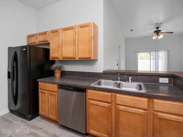 7920 Merrill Rd #506 — Photo 3
