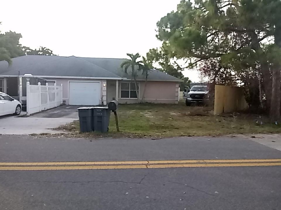 1st image of 8 Bay Ave