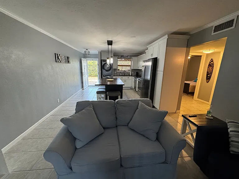 22 Comares Ave #2B — Photo 20