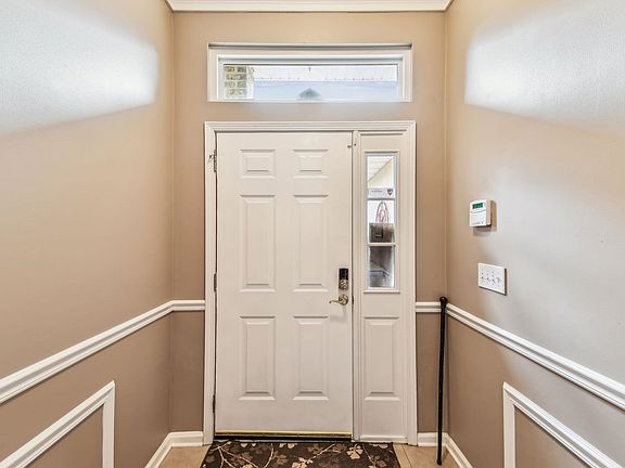3rd image of 1712 Hawkins Cove Dr W