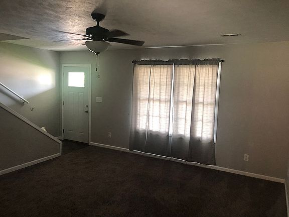 Living rm 16.5x18.3