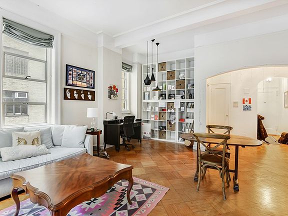 4th image of 11 W 81st St #2C