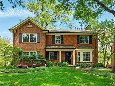 24 Rio Vista Dr, Saint Louis, MO, 63124