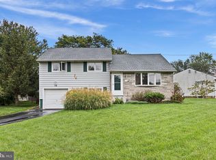 79 Eaton Rd, Bordentown, NJ 08505