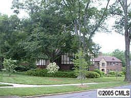 Corner (Queens Rd./Pembroke Ave.