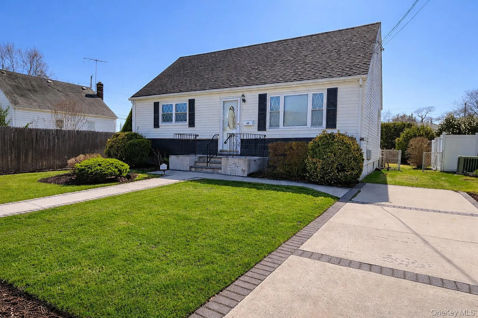 109 N Greene Avenue photo 1