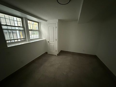4th image of 849 E 227th St #1