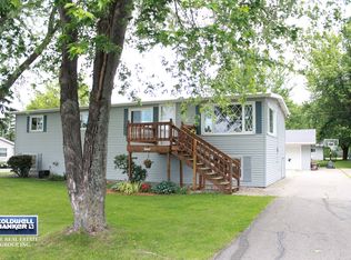 W7086 Manitowoc Rd, MENASHA, WI 54952