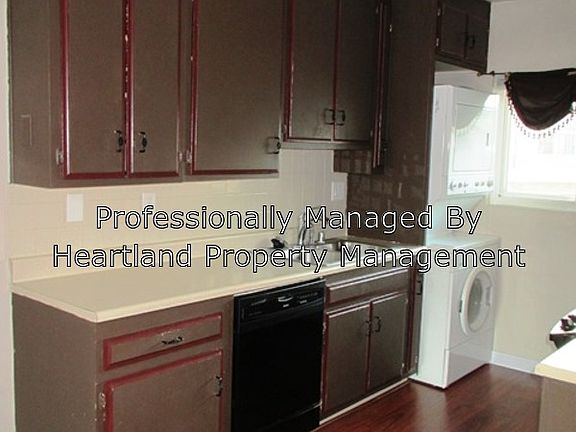 3rd image of 8220 Vincetta Dr Unit 40