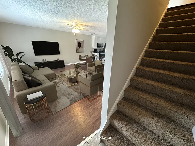 Pineview Townhomes — Photo 66