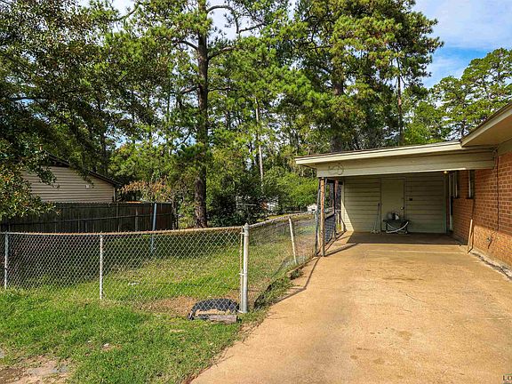4th image of 1109 S 15th St #15