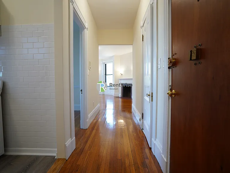 504 Beacon St #31U — Photo 7