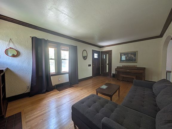 4th image of 2915 24th Ave #A