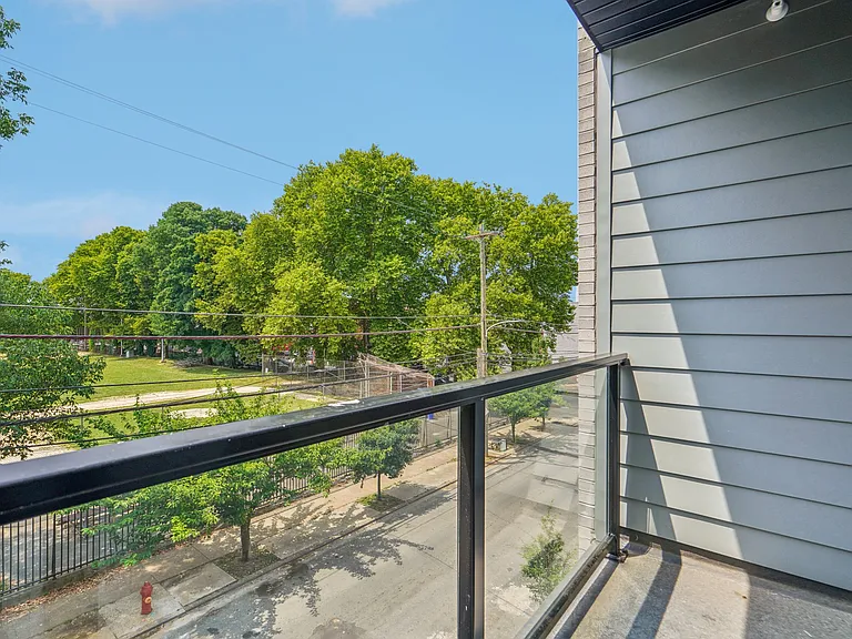 2637 W Jefferson St #407 — Photo 24
