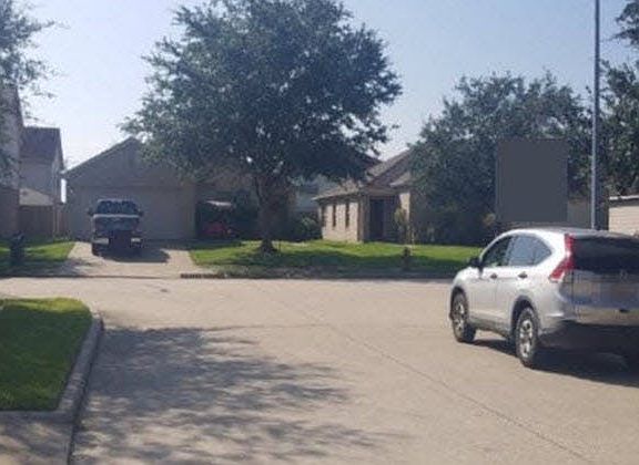 4th image of 7905 Swan Ln