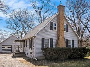 1816 S Shore Dr, Portage, MI 49002